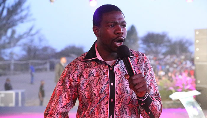 ‘Im 500% Confident Mugabe Is Corruption Free And The Only Person Able To Tackle Rampant Corruption’.-Magaya