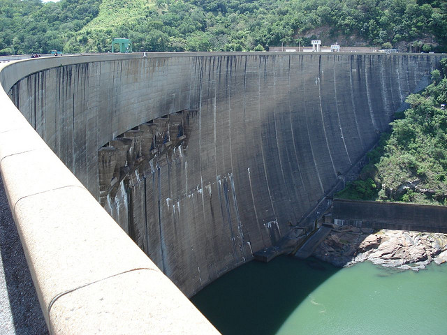 Kariba Dam Water Level Down To Only 16% And Still Falling