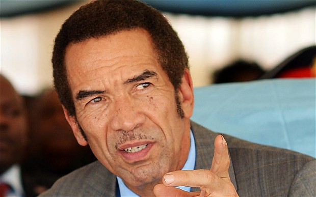 COMMANDER OF THE BOTSWANA DEFENCE FORCES Diratsagae Segokgo warns former President of Botswana Ian Khama ,