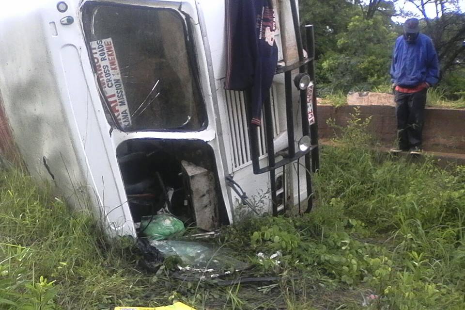 PICTURES: Munenzva bus accident at Gampinya bridge towards Kana Mission Nkayi district