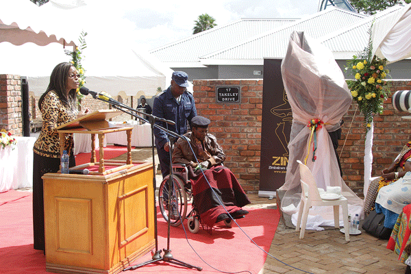 Grace Mugabe declares, Dickson Chingaira, ‘Cde Chinx’s,  second wife does not deserve to be accommodated in  new house