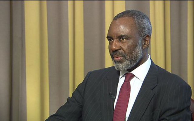 FORMER  African Development Bank vice president, also  Industry and International Trade Minister  Dr Nkosana  Moyo announces his 2018 presidential bid.