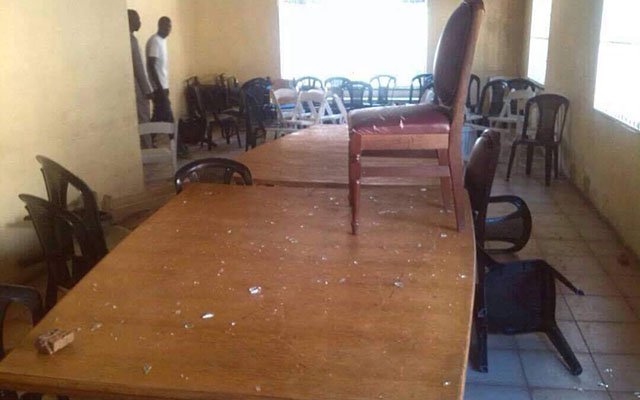 Group of Shona speaking youths allegedly linked to  Tsvangirai attacked some top party members they accused of convening an unsanctioned meeting