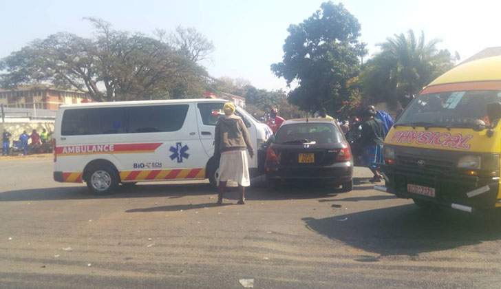Harare ambulance crash this morning at corner Harare Street and Herbert Chitepo