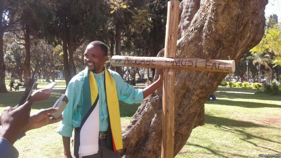 ‘If my prophecy that  Mugabe  will  die on October 17 is unfulfilled and people say that I lied,I will ask them for forgiveness’-Pastor Phillip Mugadza