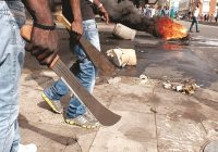 SEVEN machete  and axe wielding  Zimbabweans raid business centre in Gokwe attacking and robbing everyone , forcing shops open