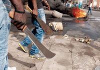 FOUR machete-wielding Zimbabweans attacked workers at a mine in Collen Bawn and stole cell phones on Sunday at around 9PM.