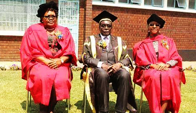‘Joice Mujuru Is A Demon,  Who Must Stay Away From Trouble Or I Will Expose Her’-Grace Mugabe