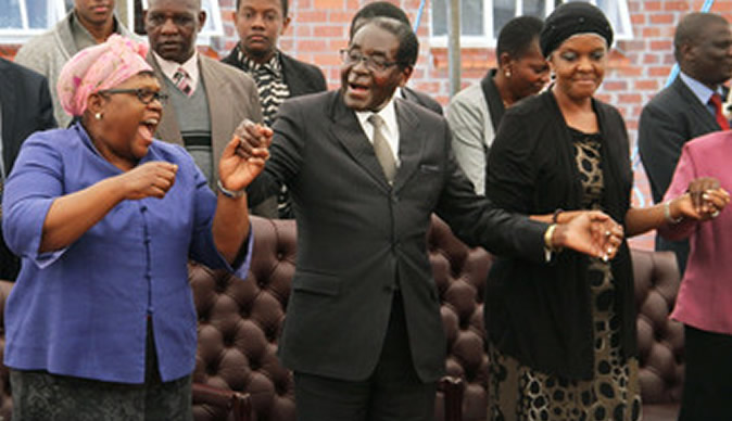 ‘ Grace Mugabe, Joice Mujuru Implicated In Diamond Workers Victimization’
